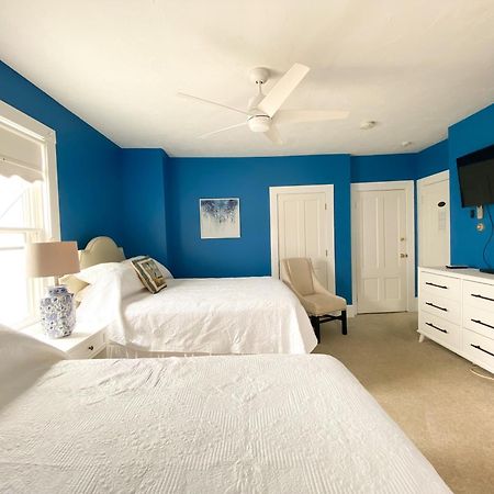 By The Sea Guests Bed & Breakfast And Suites Dennisport Oda fotoğraf