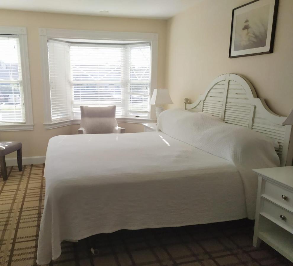 By The Sea Guests Bed & Breakfast And Suites Dennisport Dış mekan fotoğraf
