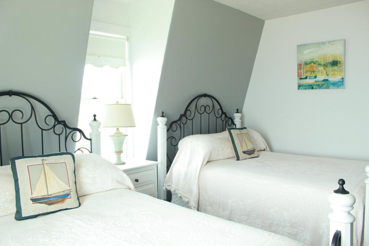 By The Sea Guests Bed & Breakfast And Suites Dennisport Dış mekan fotoğraf