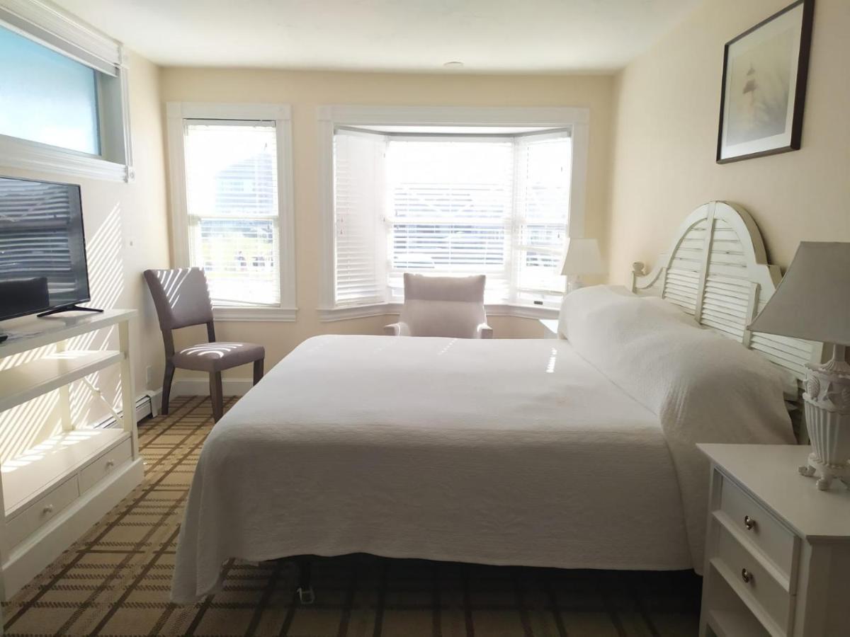 By The Sea Guests Bed & Breakfast And Suites Dennisport Dış mekan fotoğraf