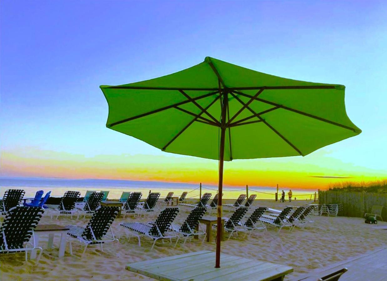 By The Sea Guests Bed & Breakfast And Suites Dennisport Dış mekan fotoğraf